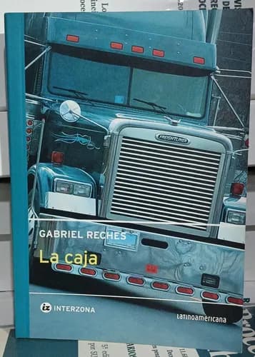 La Caja / Gabriel Reches