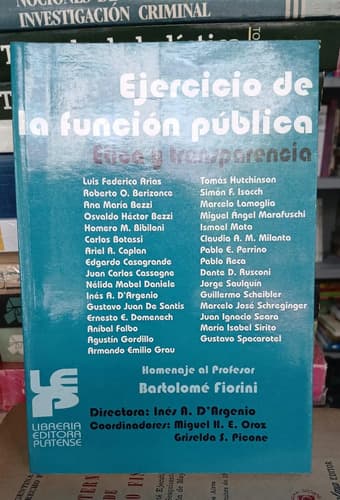 Ejercicio De La Función Pública / Inés D'argentio