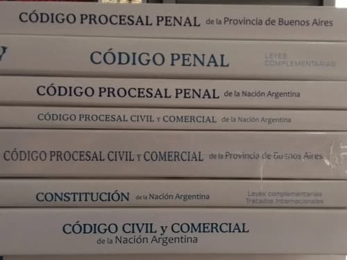 Códigos: Civil + Penal + Procesales X 4 + Constitución Bols.